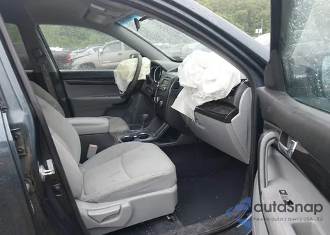 2011 Kia Sorento from USA, damaged, VIN 5XYKTTA11BG167277